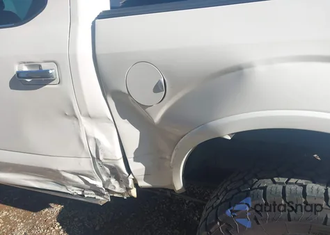 2017 Ford F-150 King Ranch z USA, uszkodzony, nr VIN 1FTEW1EG5HFB38707